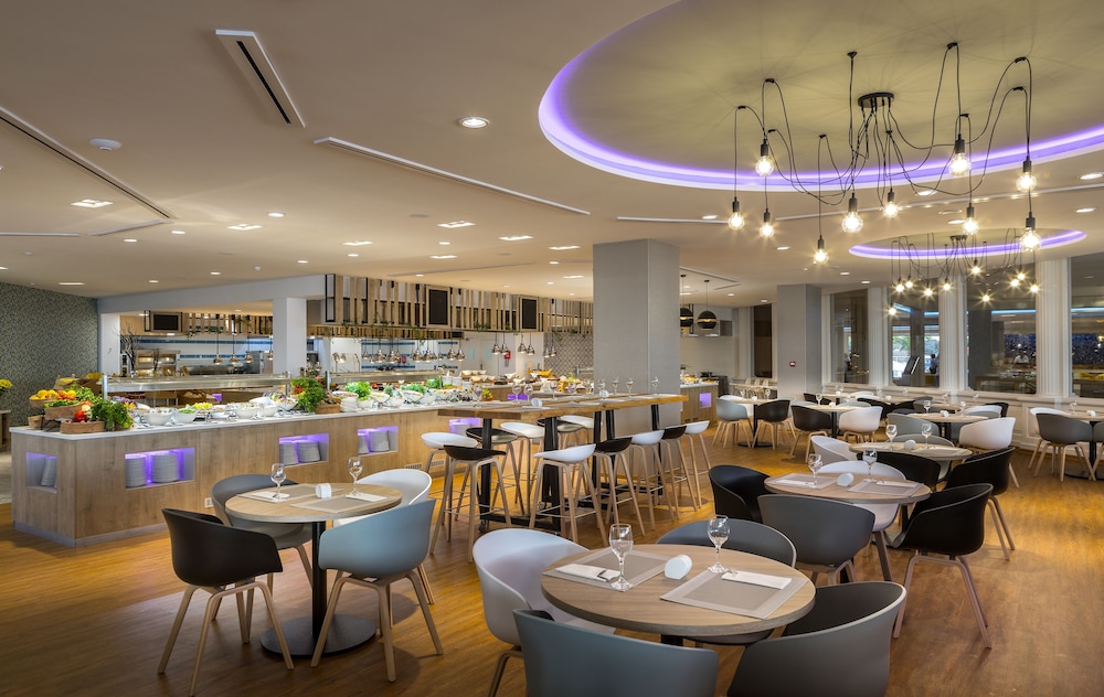 מזון ומשקאות