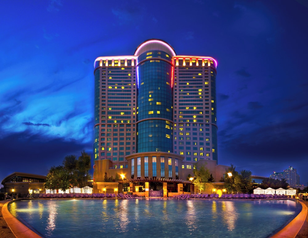 The Fox Tower at Foxwoods — hotel in Ledyard