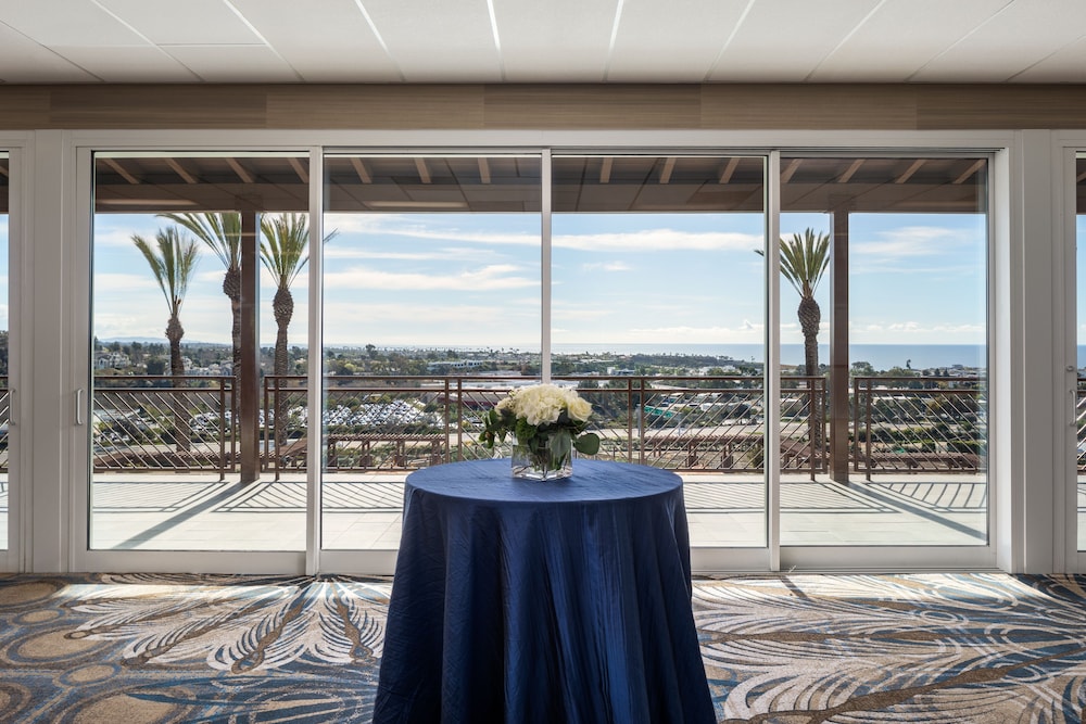 The Cassara Carlsbad Tapestry Collection by Hilton - photo 96