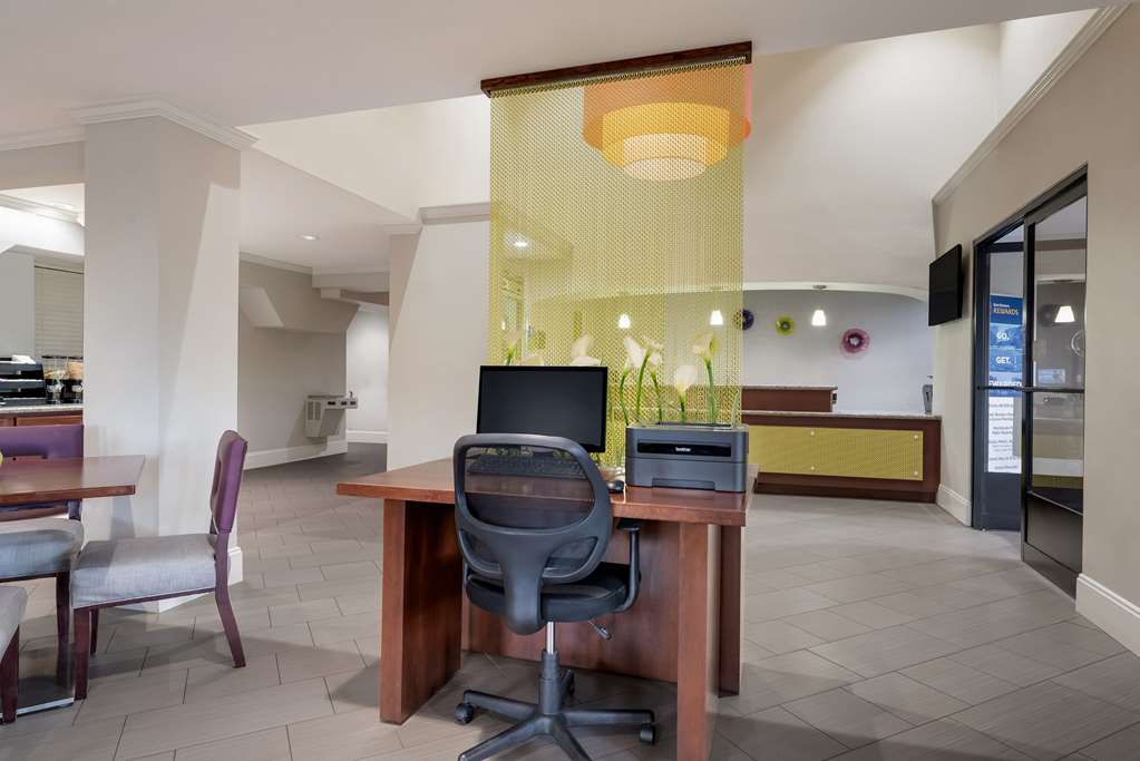 SureStay Hotel by Best Western Deer Park - photo 30