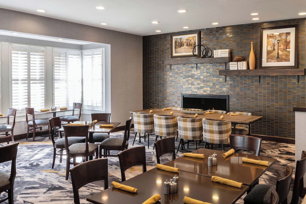 Sheraton Ann Arbor Hotel - photo 49