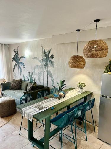 Palms Beach Apartment Seaviews — 4-Star Luxury Hotel in Port Alfred, South Africa