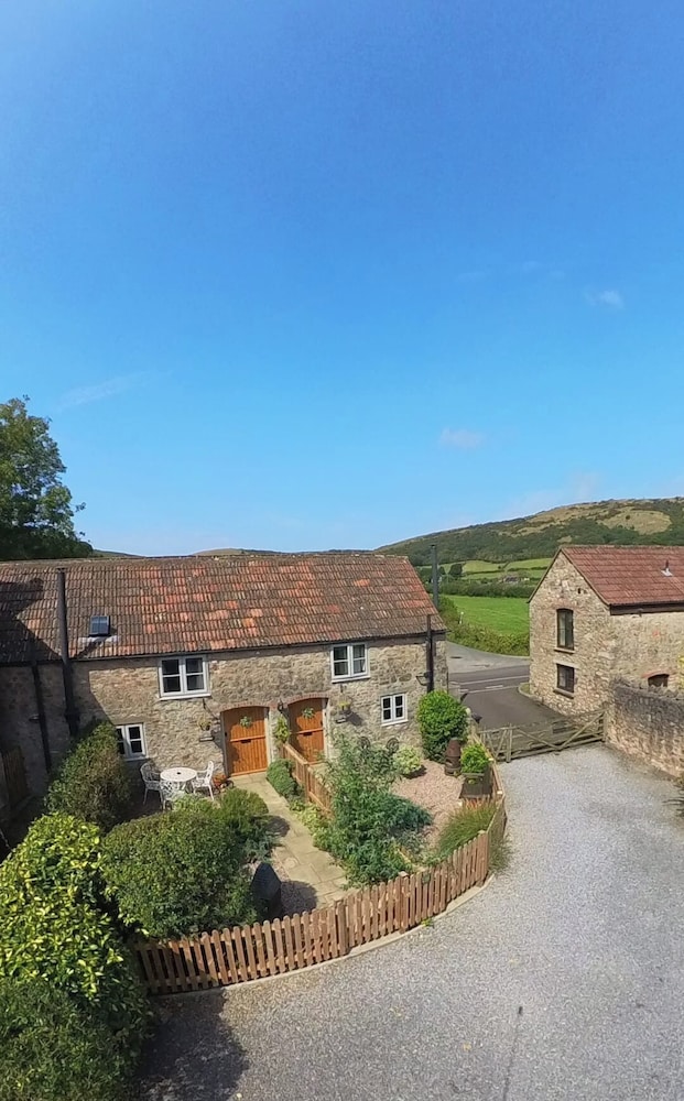 Wavering — 4-Star Luxury Hotel in Axbridge, United Kingdom