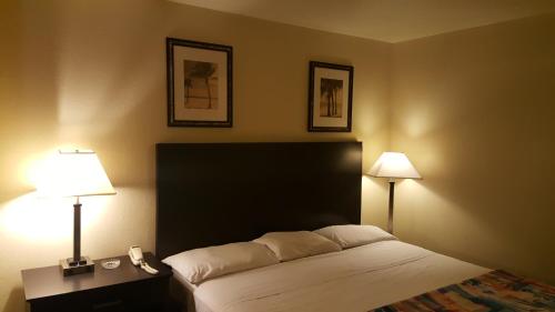 Americas Best Inn Macon - photo 8