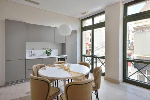 Luxury Athens Villa 2 Bedrooms Villa Yamamoto Thissio View — 4-Star Luxury Hotel in Athens, Greece