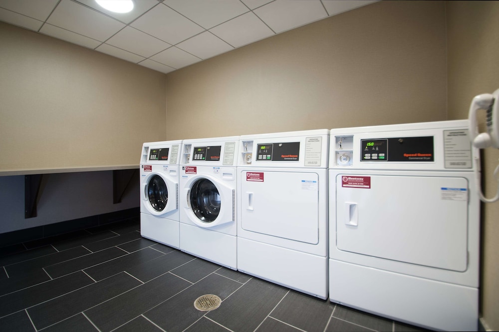 Hampton Inn Arvin Tejon Ranch - photo 36
