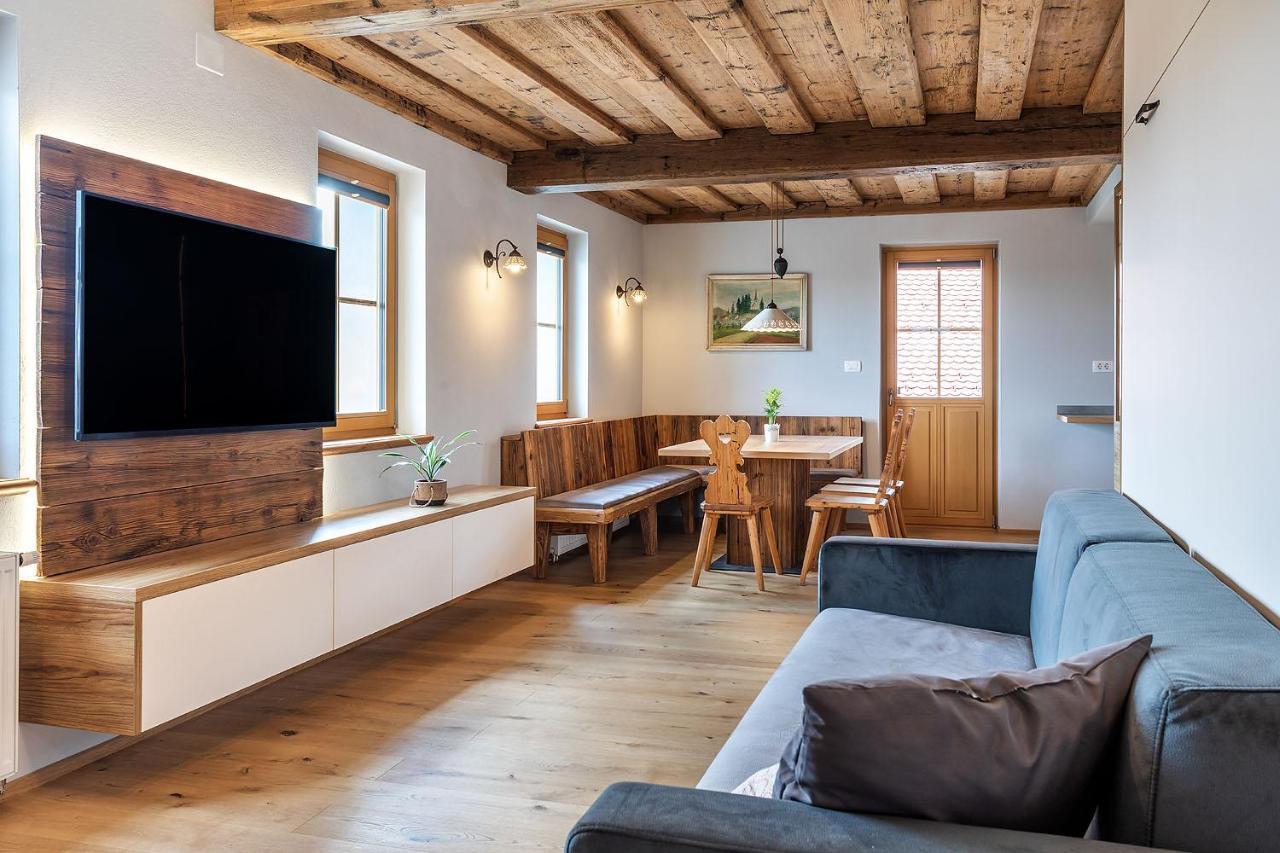 Apartments Tourist Farm Matijovc — 4-Star Luxury Hotel in Naklo, Slovenia