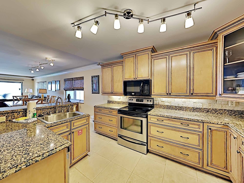 Regency Towers by Southern Vacation Rentals - photo 152
