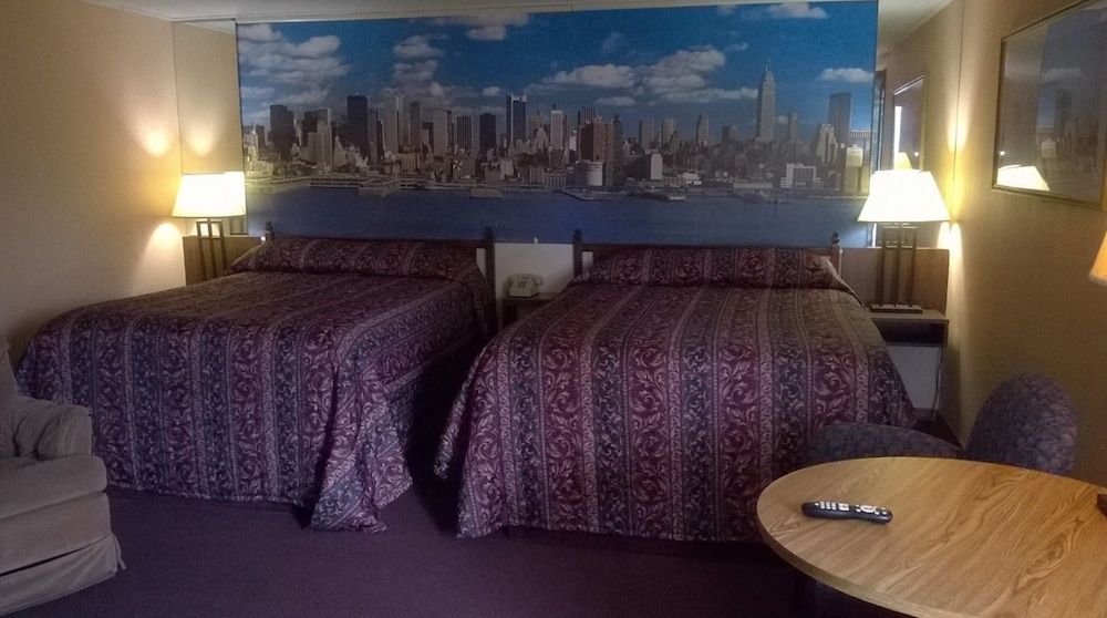 Sterling Motel - photo 7