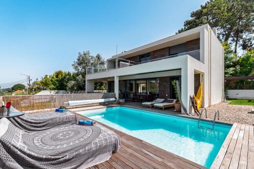 Casa Praia do Meco — 4-Star Luxury Hotel in Sesimbra, Portugal
