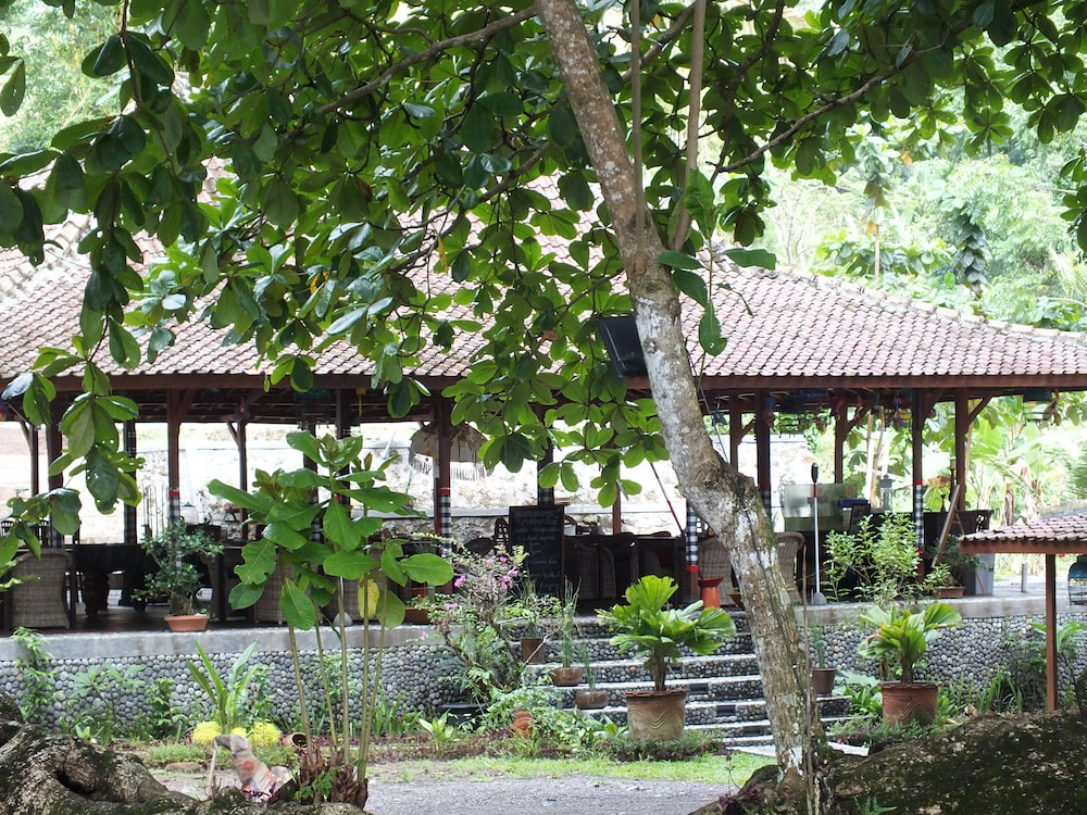 Ketapang Resort — 4-Star Luxury Hotel in Bogor, Indonesia