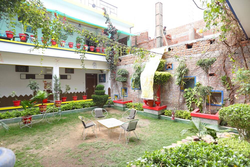 OYO 33349 Budha Palace in Chhatarpur, India