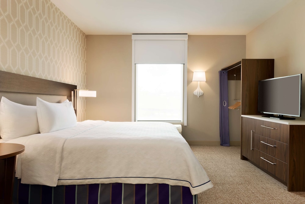Home2 Suites by Hilton Menomonee Falls Milwaukee - photo 13