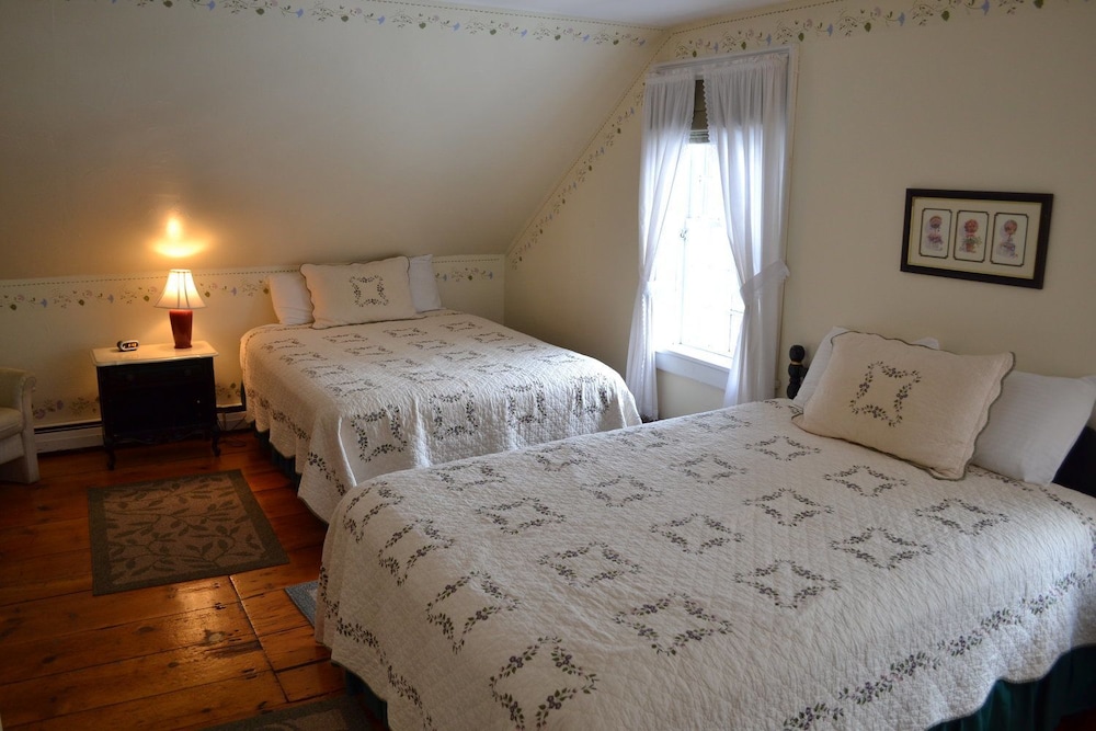 Dowds Country Inn - photo 17