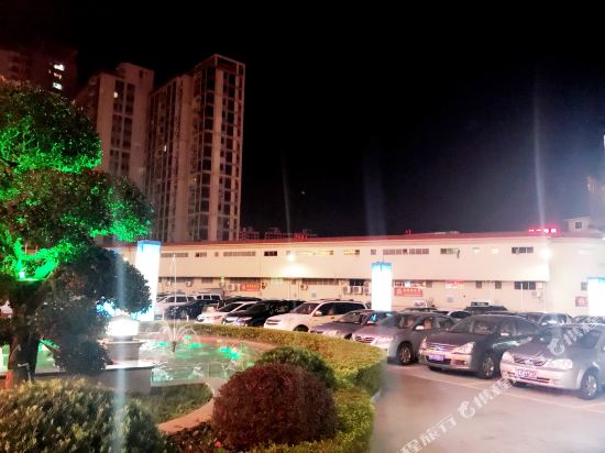 Deluxe International Hotel in Dongguan, People's Republic of China