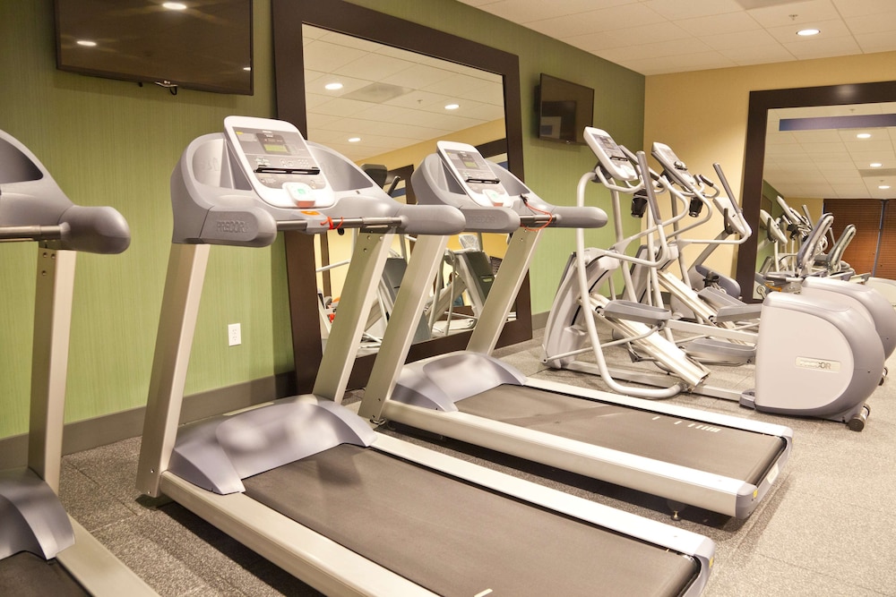 Hampton Inn & Suites Salinas - photo 30