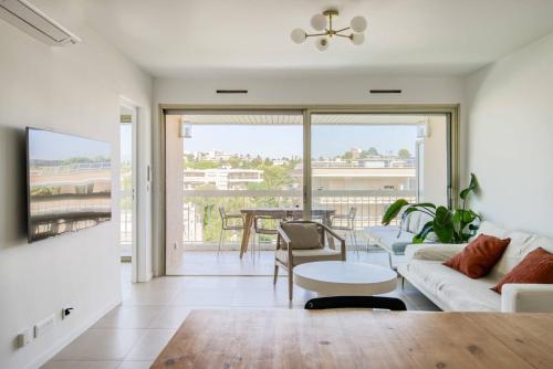 Pool Sea & Absolute Comfort - last minute hotel in Antibes
