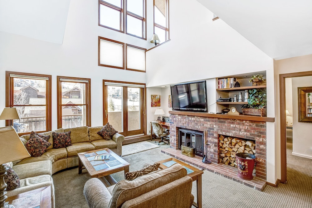 Snowmass Village by Gondola Resorts - photo 5