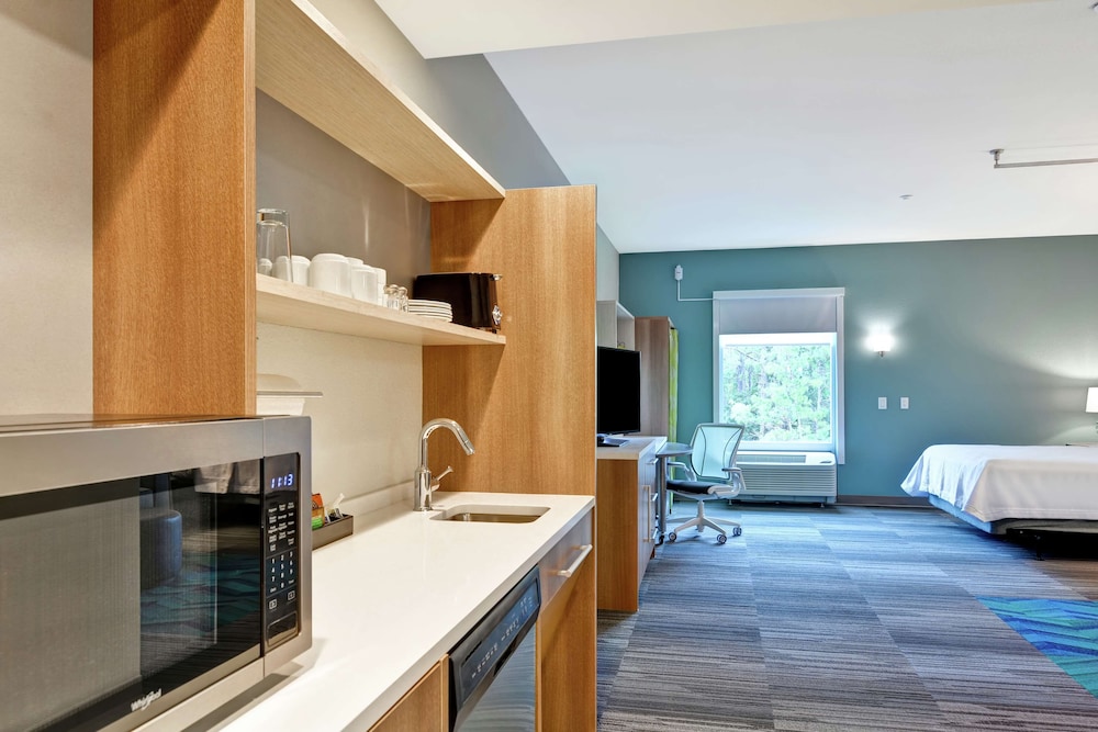 Home2 Suites by Hilton Daytona Beach Speedway - photo 8