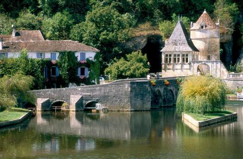 Location vacances dans le Périgord vert - last minute hotel in Unknown City