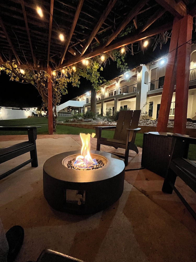 El Verde Inn - photo 43