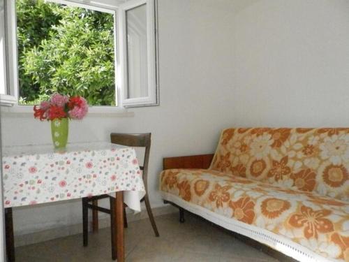 Villa Hortenzia One Bedroom Apartment with Terrace 2