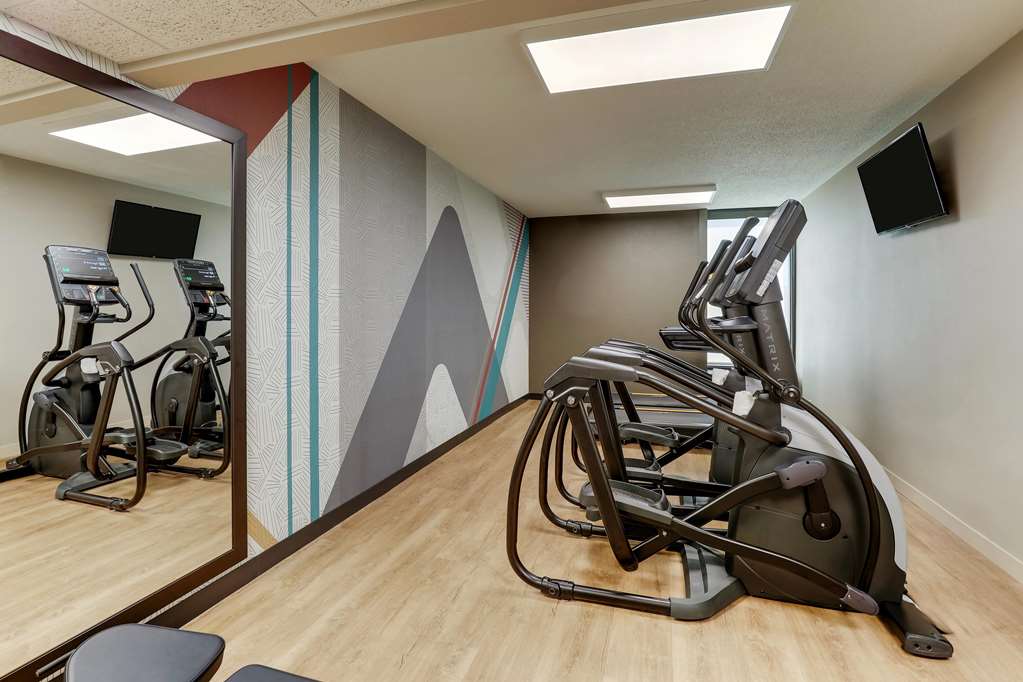 Drury Inn & Suites Marion - photo 44