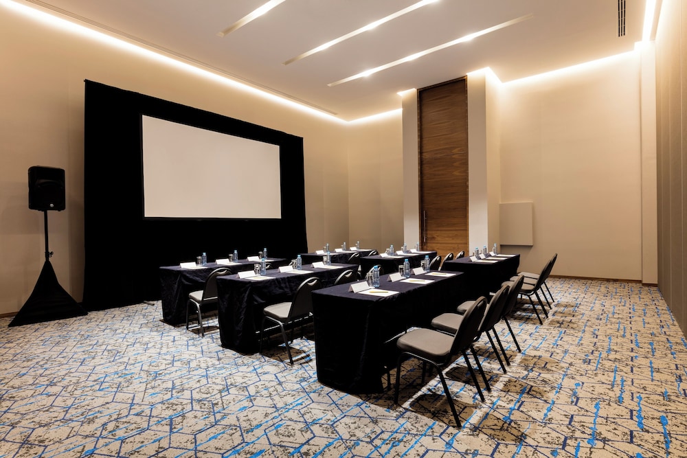 Meeting facility