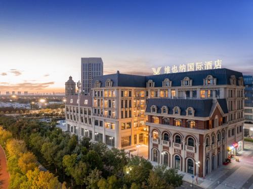 Vienna International Hotel Xi’an Fengdong Football Center in Xi'an, People's Republic of China