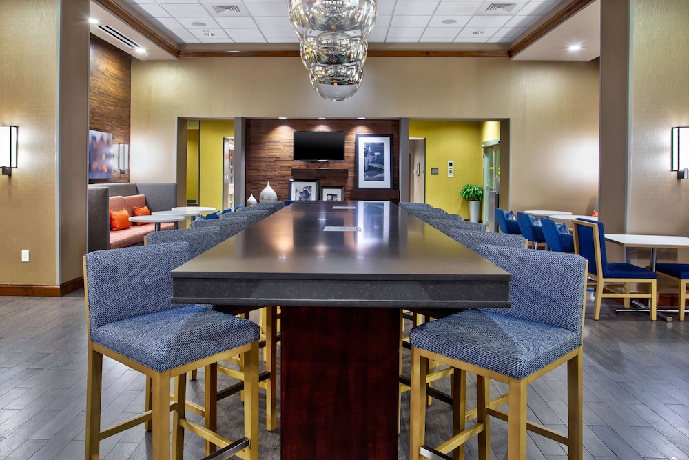 Hampton Inn & Suites Columbia Southeast Ft. Jackson - photo 29