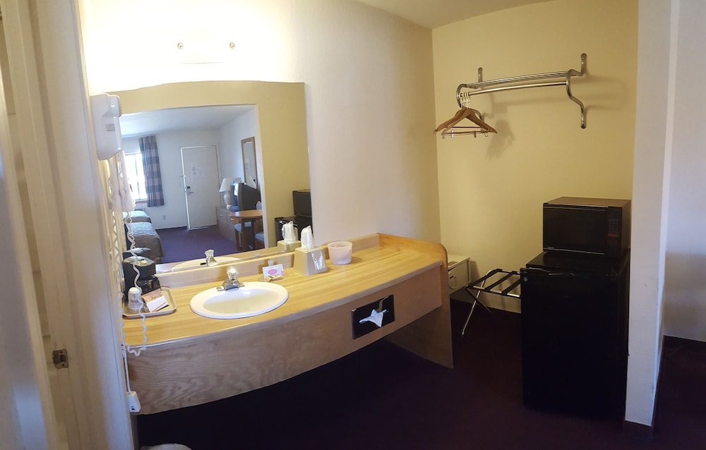 Cortez Cozy Inn - photo 23