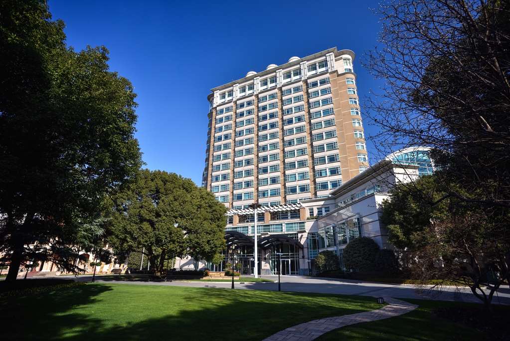 Radisson Collection Hotel Xing Guo Shanghai — 4-Star Luxury Hotel in Shanghai, People's Republic of China