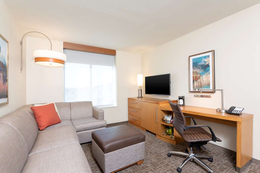 Hyatt Place Detroit Royal Oak - photo 44