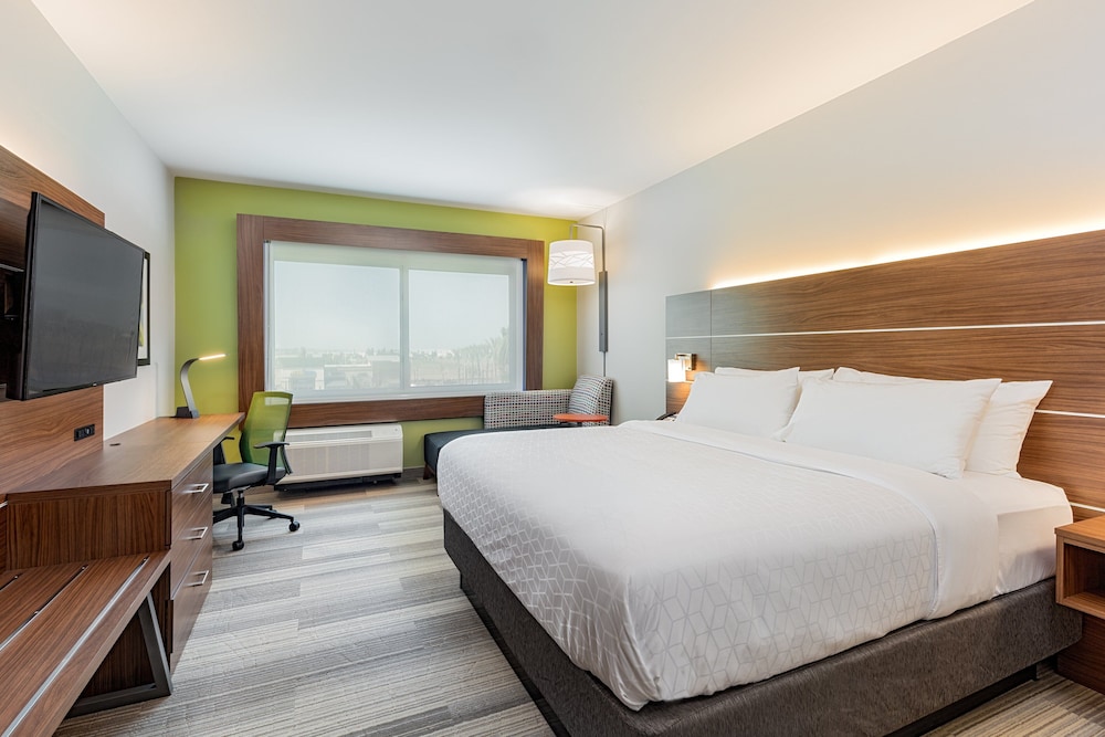 Holiday Inn Express & Suites Moreno Valley Riverside by IHG - photo 5