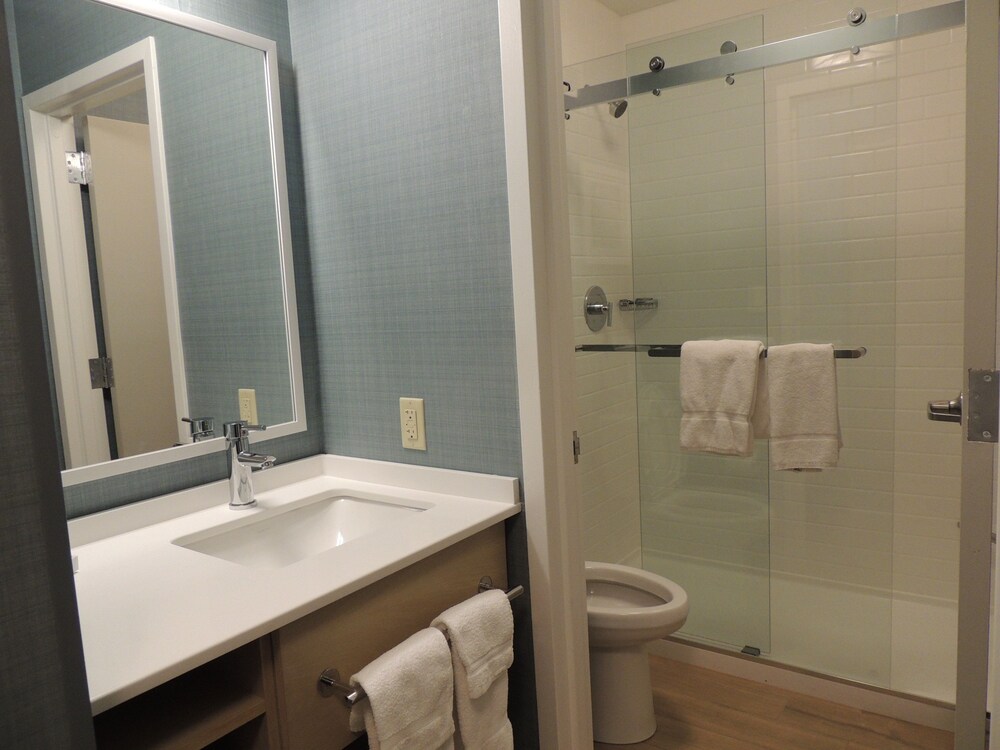 The Inn at Longwood Medical - photo 13