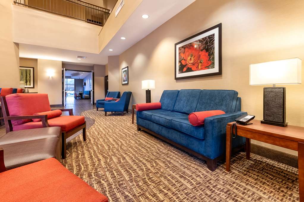 Comfort Suites Goodyear West Phoenix - photo 3