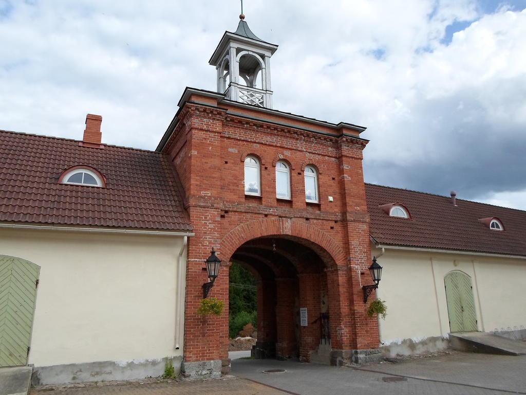 Rogosi Külaliskorter — 4-Star Luxury Hotel in Voru, Estonia