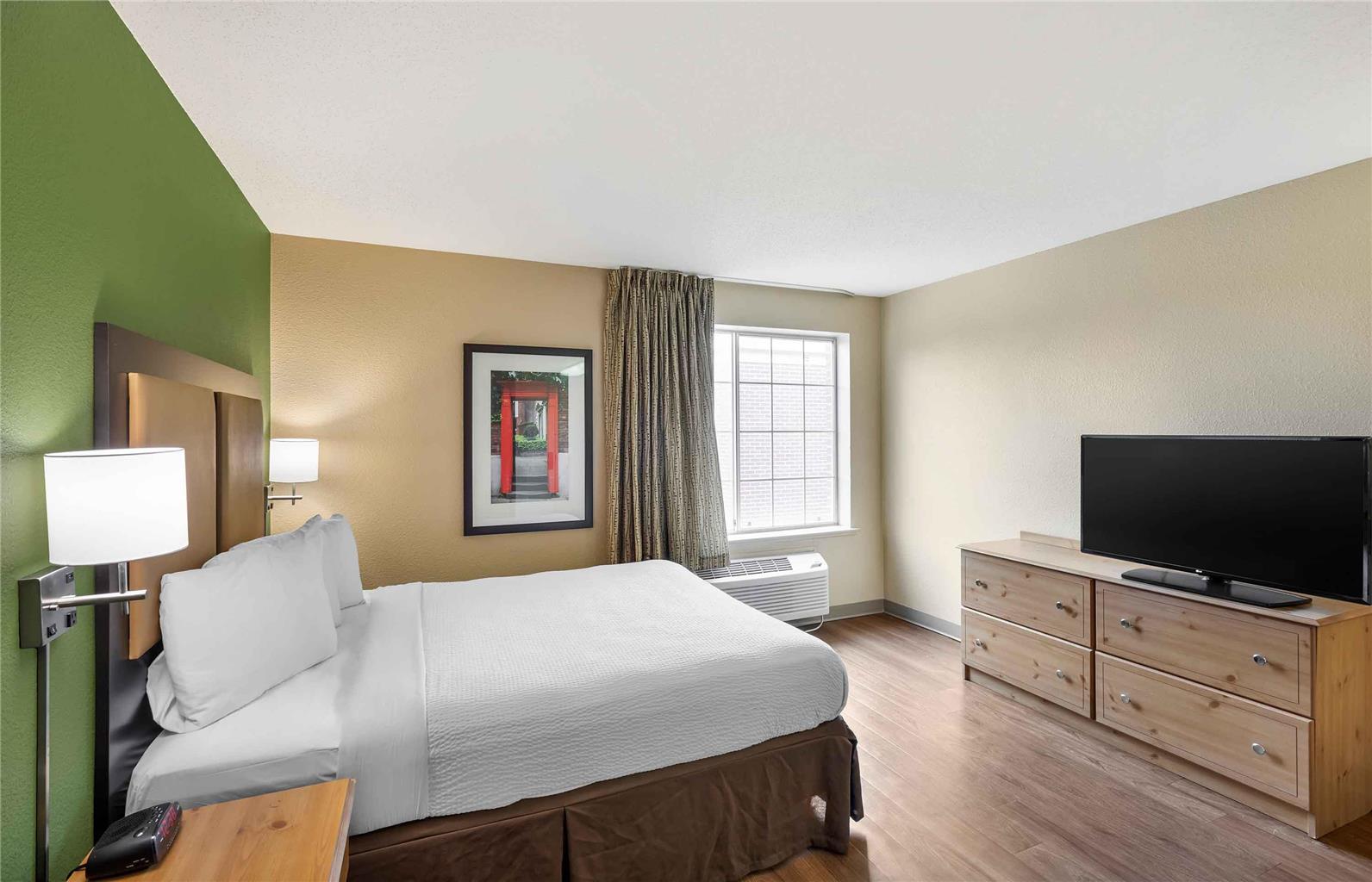 Extended Stay America Suites Milwaukee Brookfield - photo 11