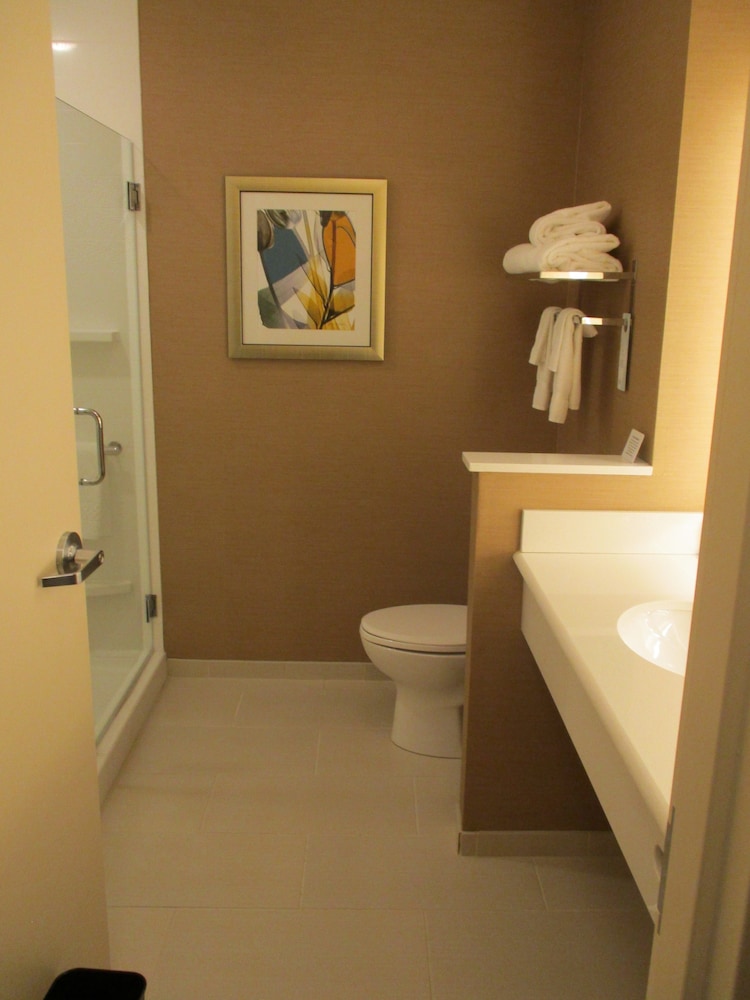 Fairfield Inn & Suites Fremont - photo 17