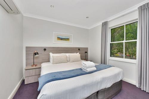 Villa 3br Chardonnay Villa located within Cypress Lakes Resort in Pokolbin, Australia