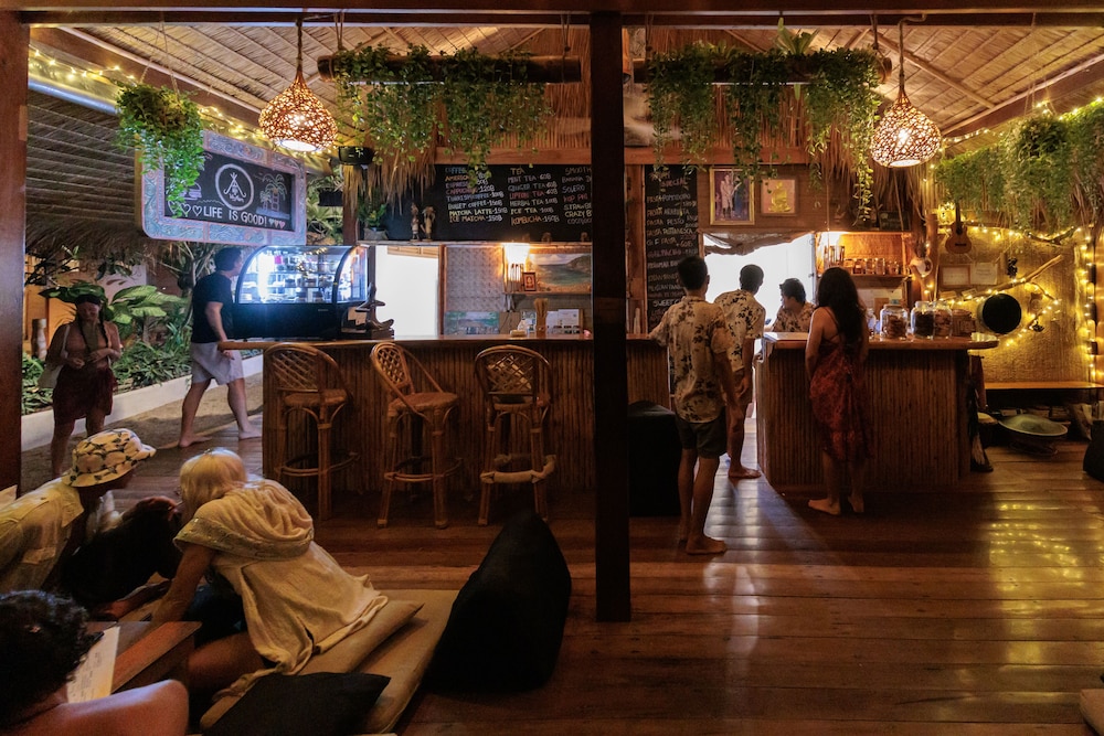 Whynam Beach - carbon neutral hotel in Ko Pha Ngan