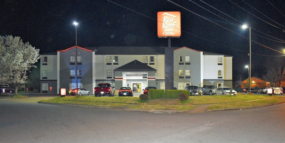 Red Roof Inn & Suites Little Rock - photo 55