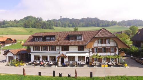 Alpenblick Ferenberg Bern — hotel in Stettlen