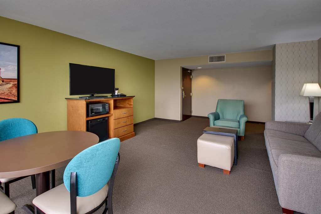 Drury Inn & Suites Houston Near the Galleria - photo 15