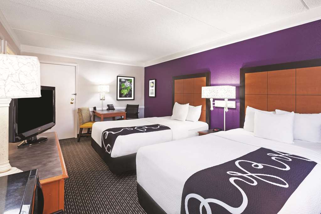 La Quinta Inn by Wyndham Midland - photo 16