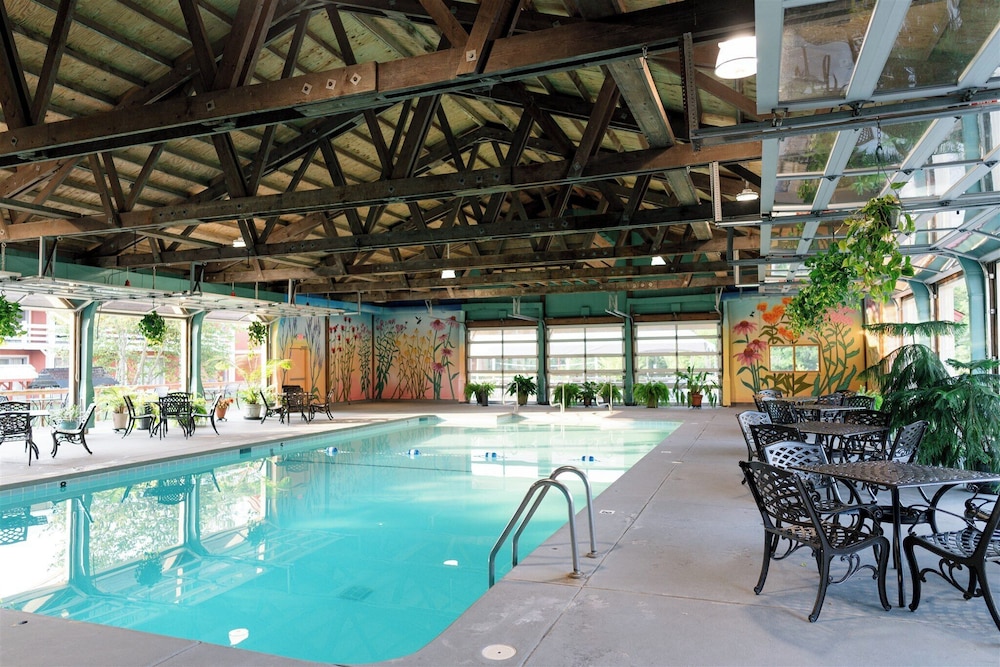 Brown County Inn - photo 24