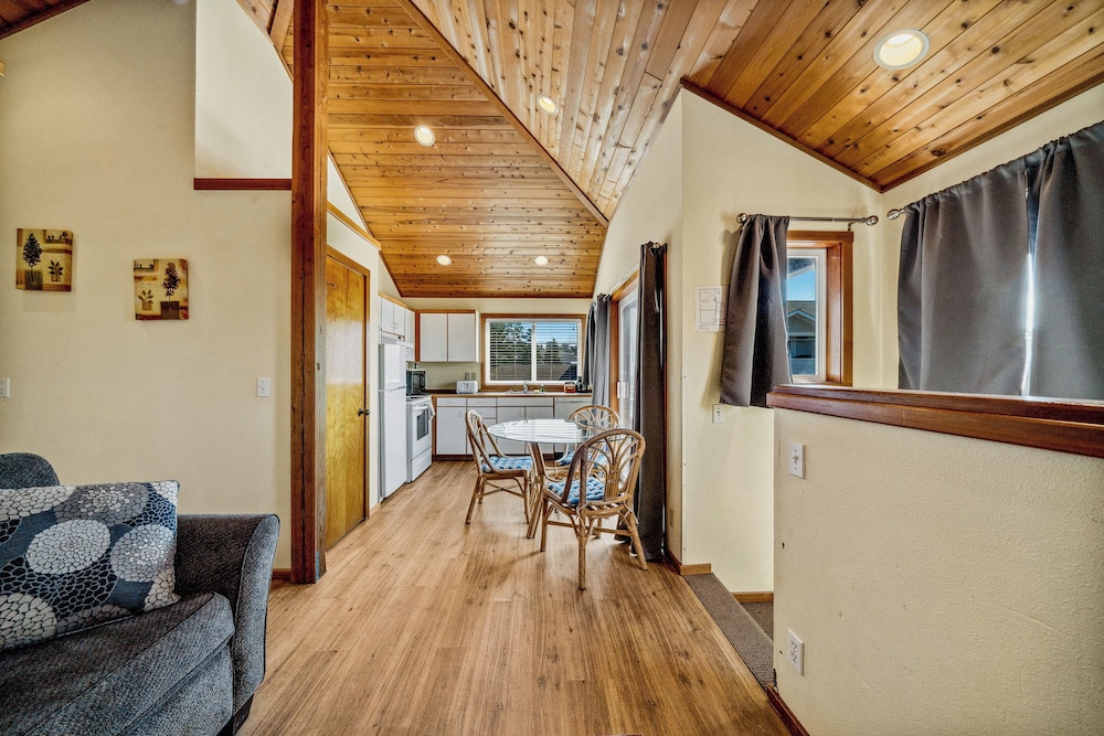 The Inn at Manzanita - photo 4