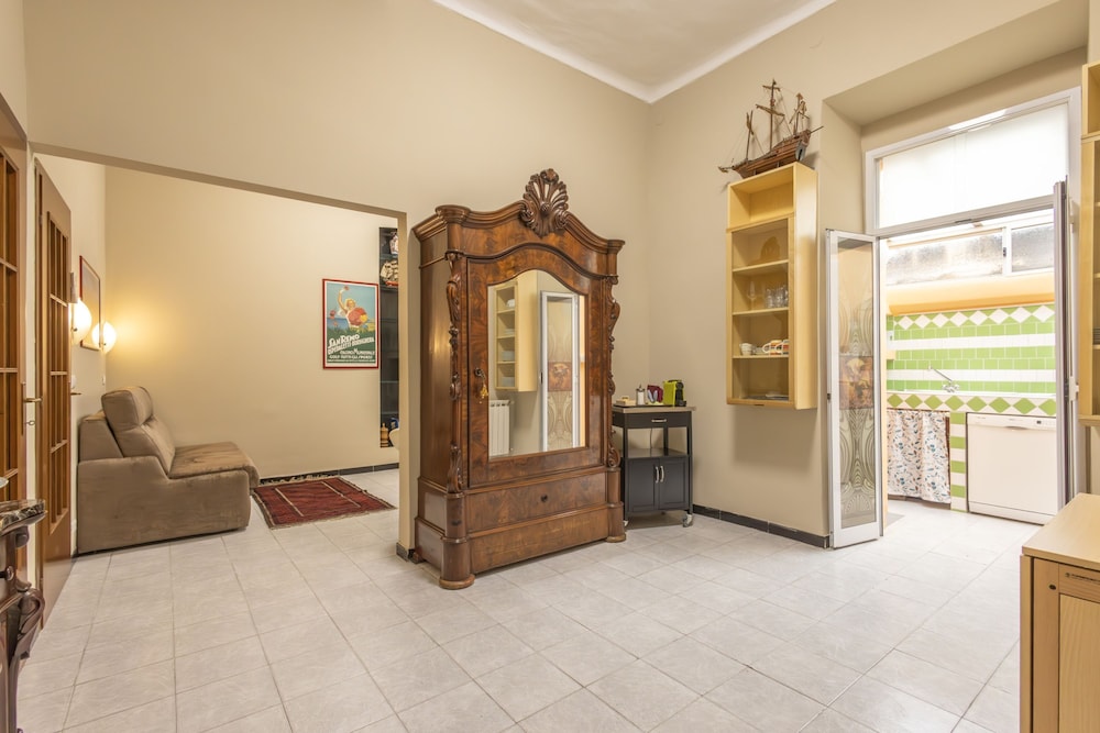 De Angelis Central House — San Remo — photo 5