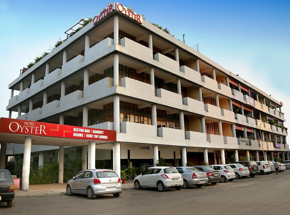 Hotel Oyster - carbon neutral hotel in Chandigarh
