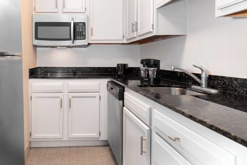 Homewood Suites by Hilton Buffalo Airport - photo 14